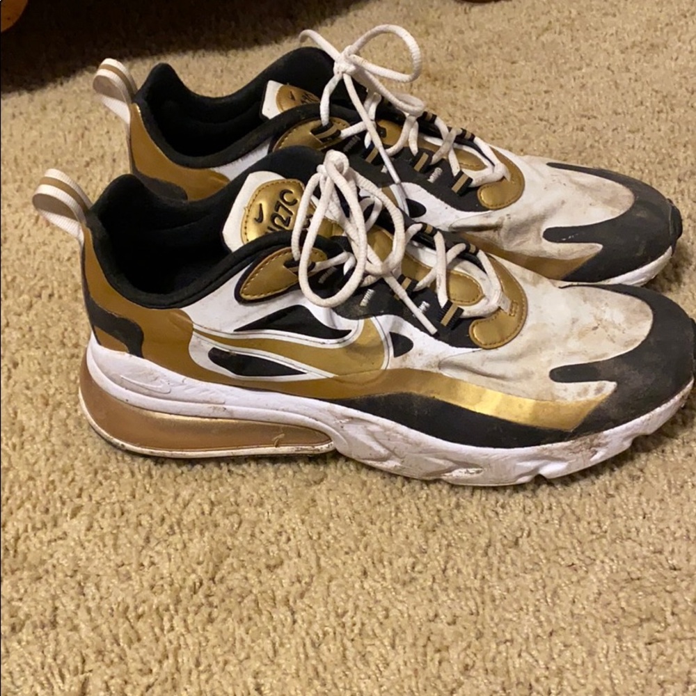 Nike air max react